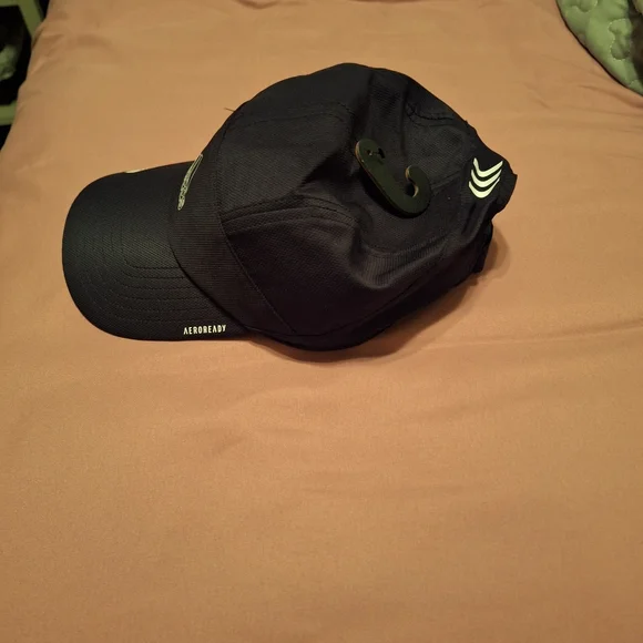 Adidas NWT Women's Aeroready Black Hat Adjustable Strap - Picture 3 of 4